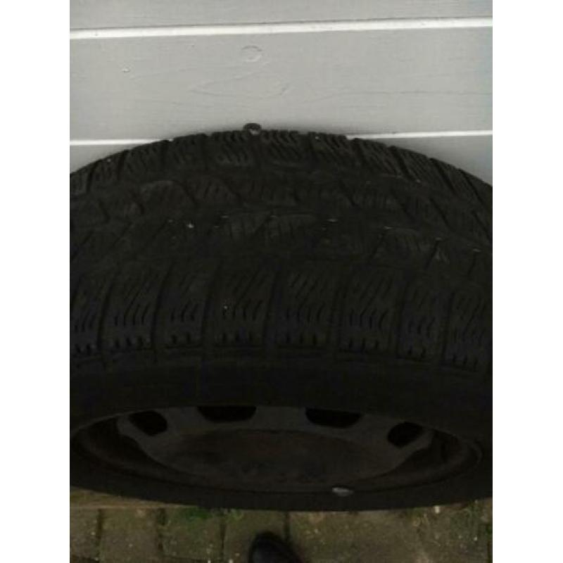 4banden met stalen velg steek 5x100 vw golf polo 6r