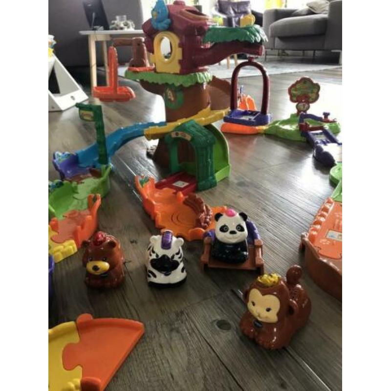 Zoefzoef boomhuis en avonturenbos incl 4 dieren