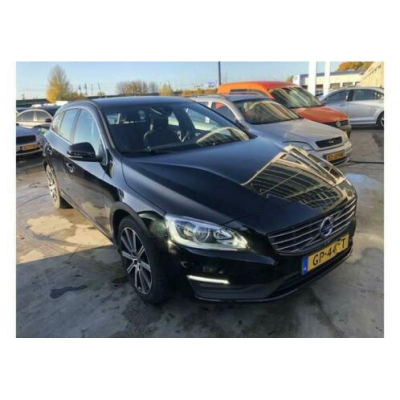 Volvo V60 D6 AWD Twin Engine Momentum