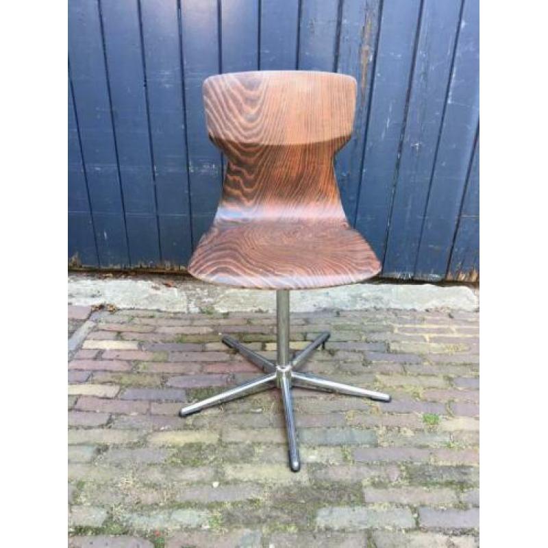 Retro Pagholz school stoel van Casala