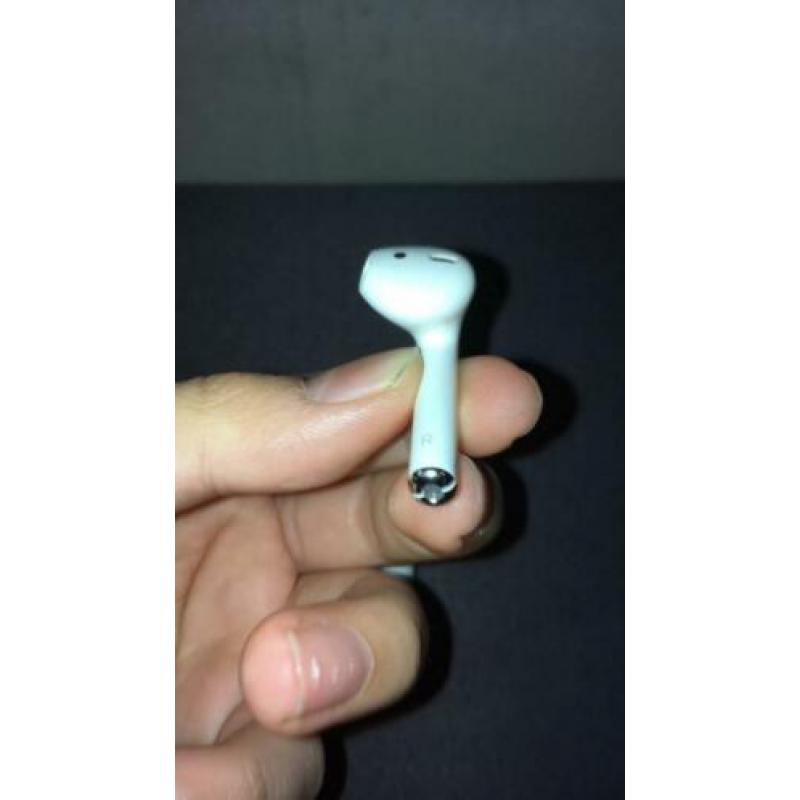 Airpods 1