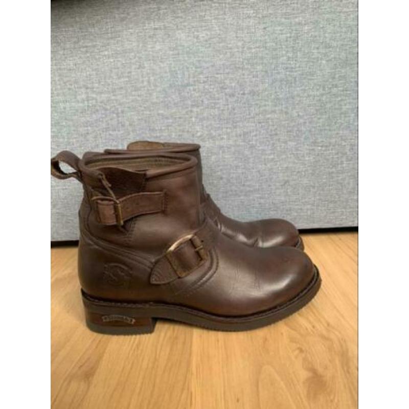 Sendra laarzen donker bruin maat 38