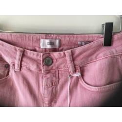 Mooie nieuwe roze jeans van CLOSED in maat 27