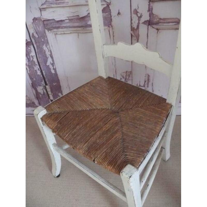 Oud brocante bidstoeltje
