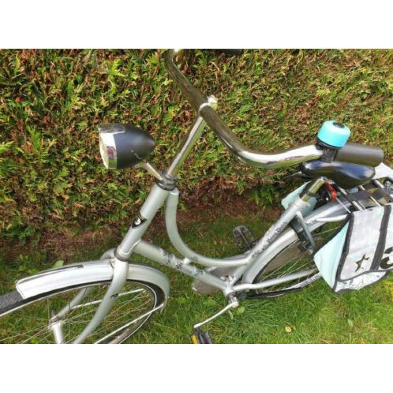 Batavus oma meisjes fiets 24 inch met zijtassen