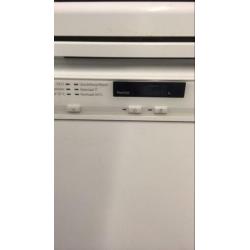 Miele G6620 Sc met bestekschuiflade 44DB A+++