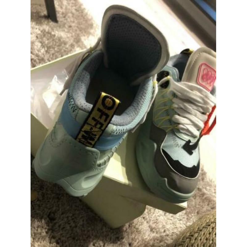 Nieuwste Off White schoenen !