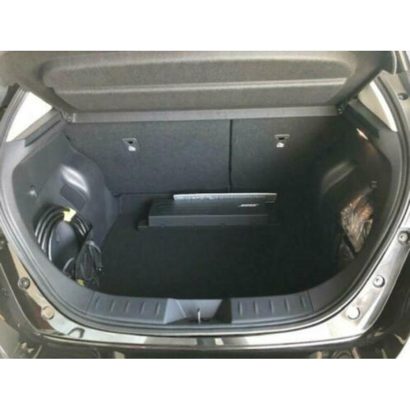 Nissan Leaf 2.ZERO EDITION 40 kWh | Stoelverwarming | Leer |
