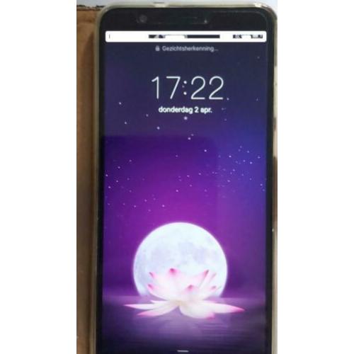 ZGAN Huawei P Smart (Inclusief lader, doosje etc)