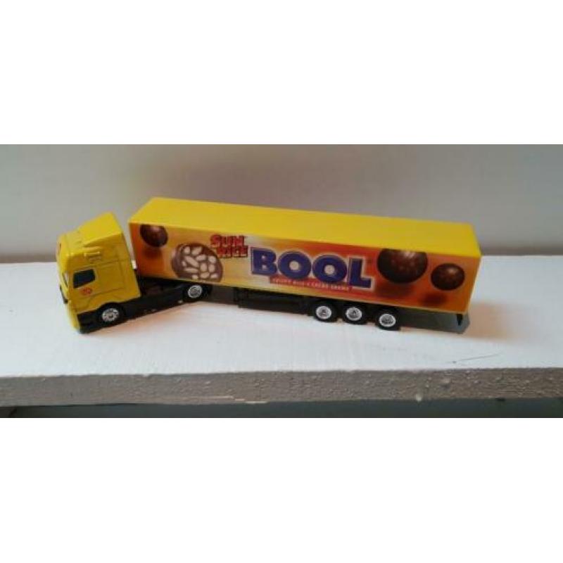 2x lion toys droste bool
