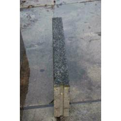 Gebruikte opsluitband / betonband / 10x30x100cm Zwart basalt