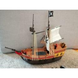 Playmobil piratenschip met veel extra's