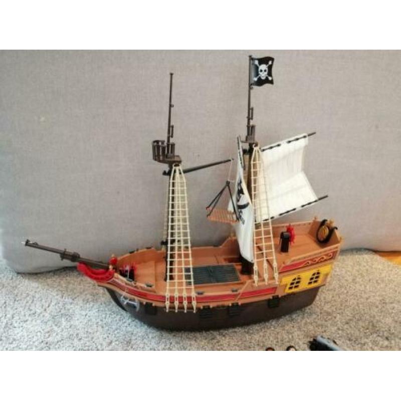 Playmobil piratenschip met veel extra's
