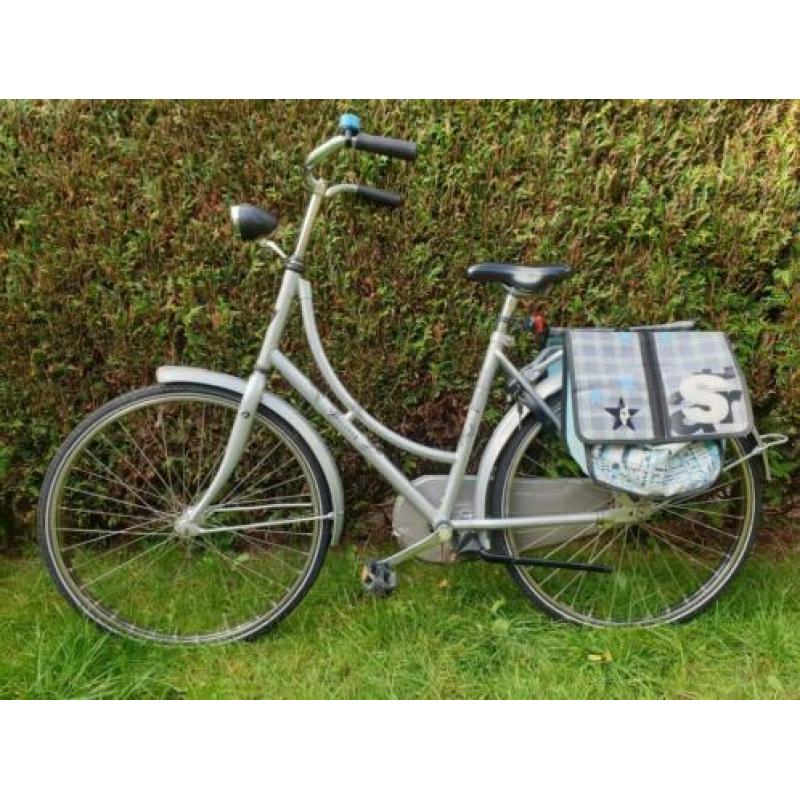 Batavus oma meisjes fiets 24 inch met zijtassen