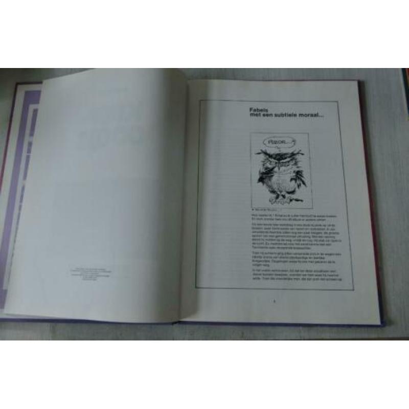 KNIPOOGJE == Ernst == Lombard Uitgaven ( HC ) uitgave 1981