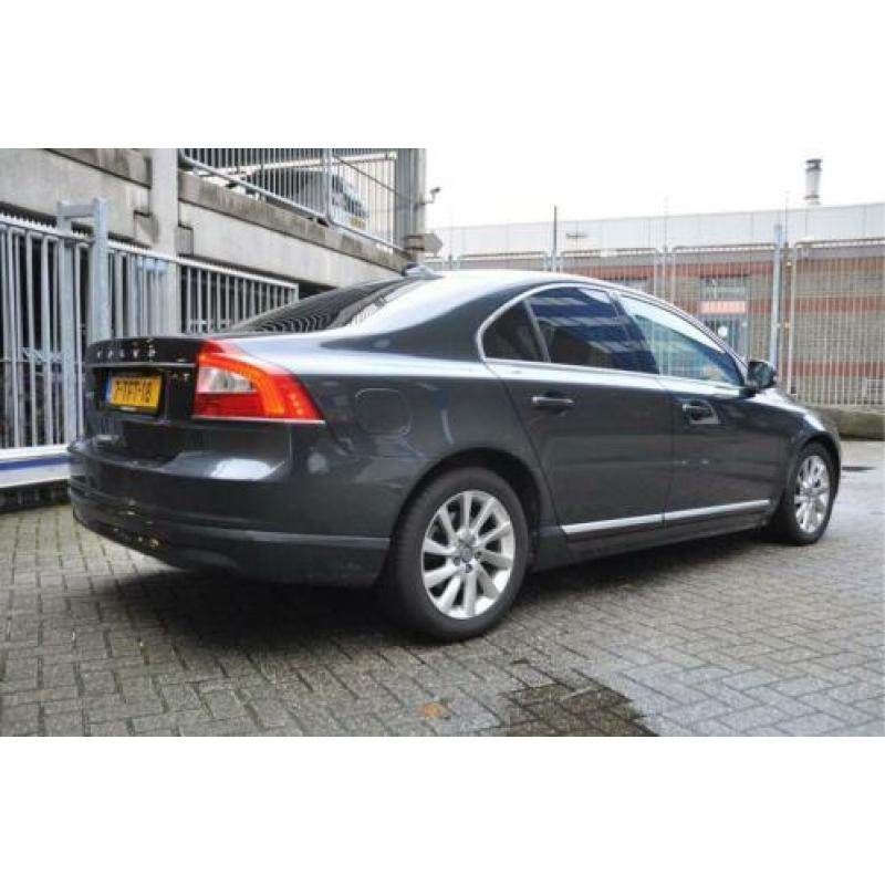 Volvo S80 1.6 D2 Momentum (bj 2014, automaat)