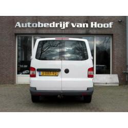 Volkswagen Transporter 2.0 TDI L2H1 Baseline / airco / 3 zit