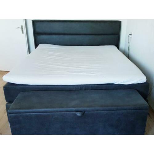 KOOPJE!!! - Stevige complete boxspring 180/210