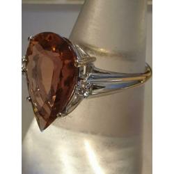Prachtig Juweel 14kt gouden Ring met Diamant en Toermalijn.