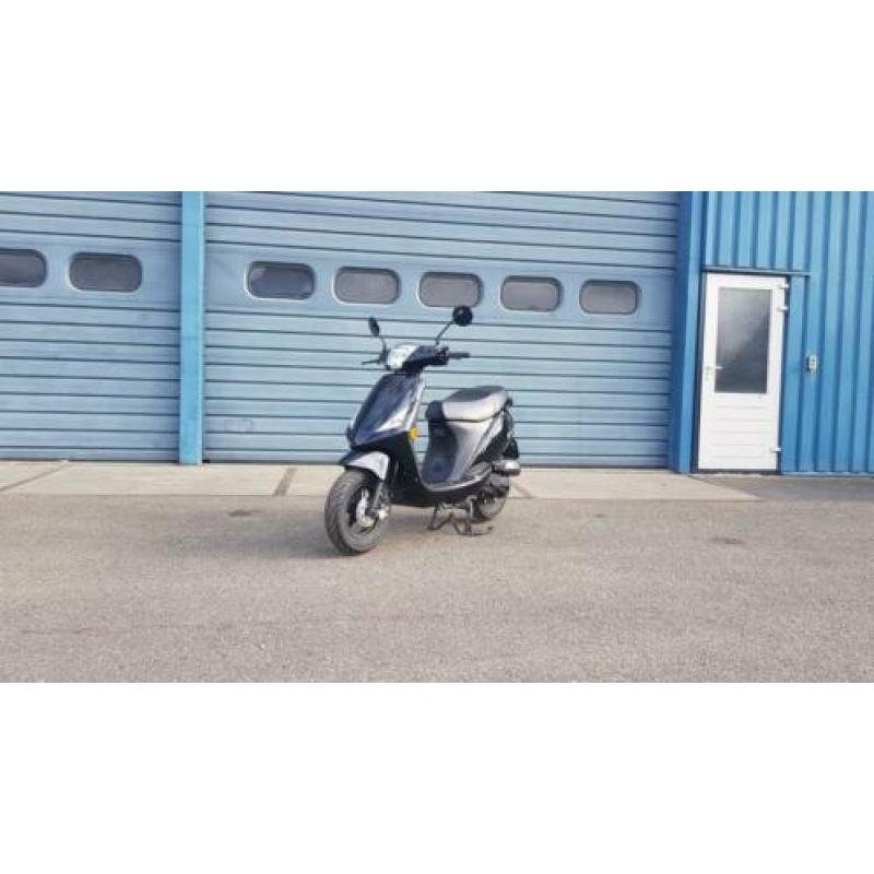Senzo SP50 snor scooter. Als nieuw!