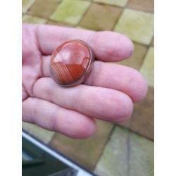 oude zilveren broche met streep agaat