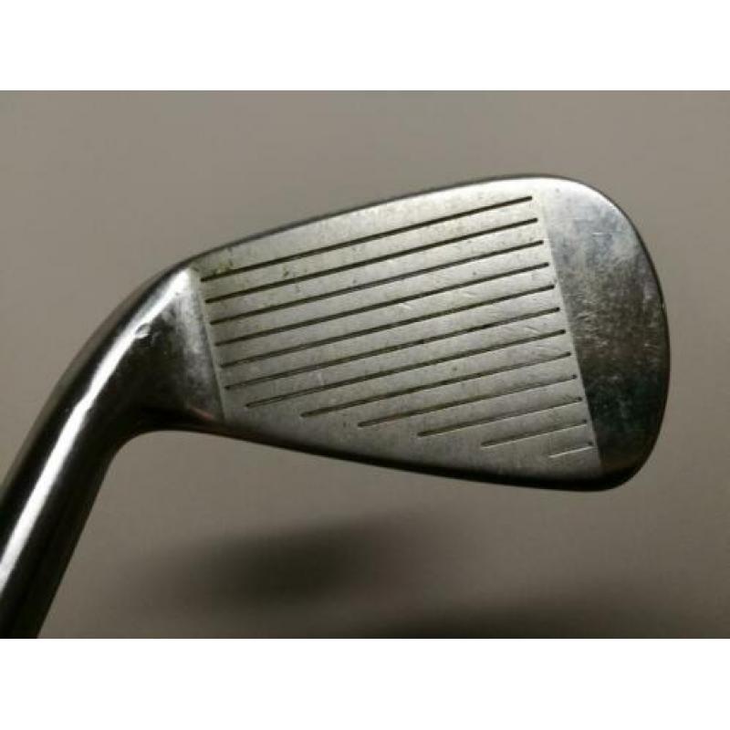 Titleist AP2 714