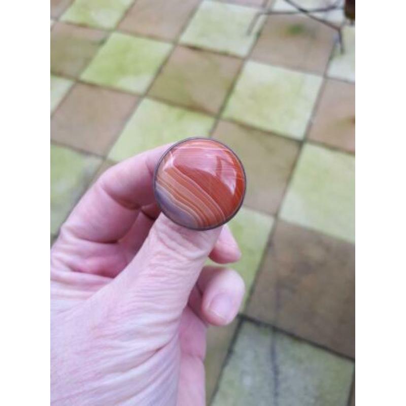 oude zilveren broche met streep agaat