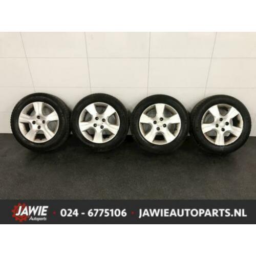 Honda Jazz Velgen set + banden