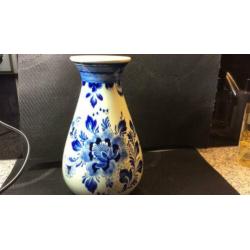 Antieke delfsblauw vaas Royal handpainted in Holland