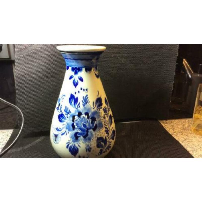 Antieke delfsblauw vaas Royal handpainted in Holland