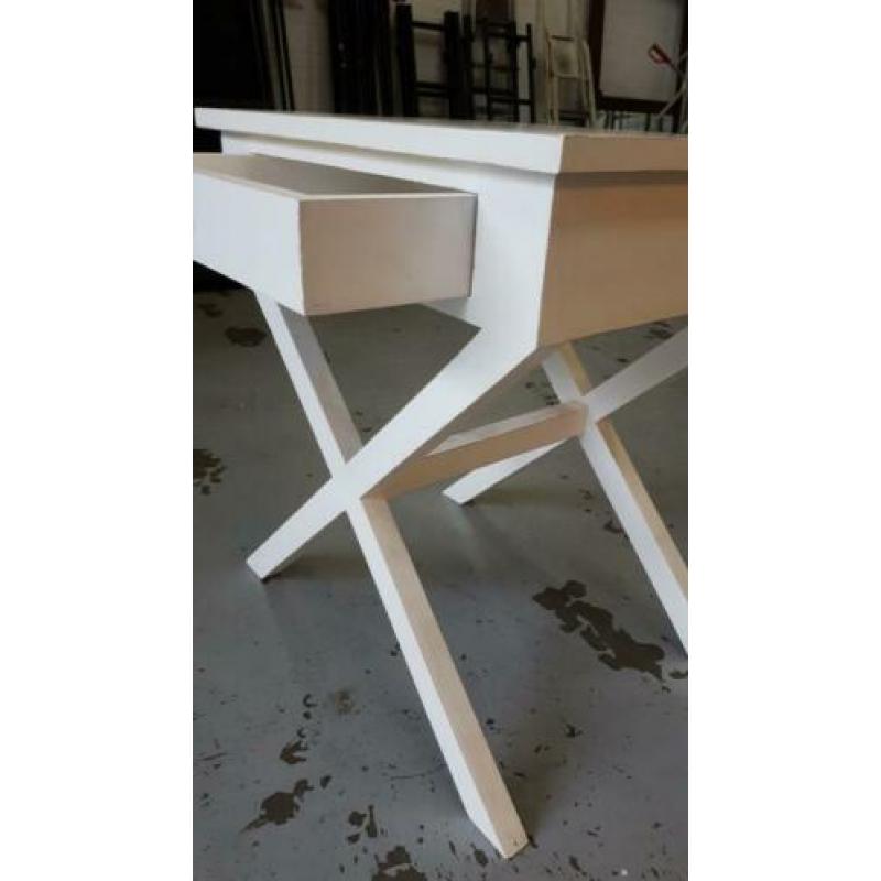 Wit houten nachtkastje tafeltje butlertray met la