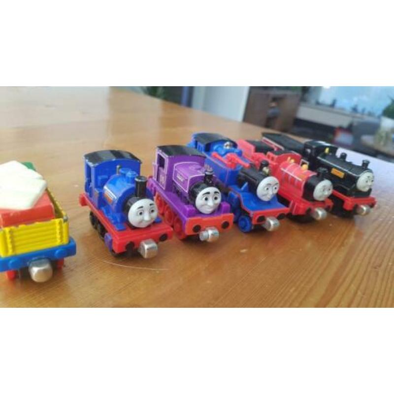 Thomas de Trein 6 verschillende treintjes I