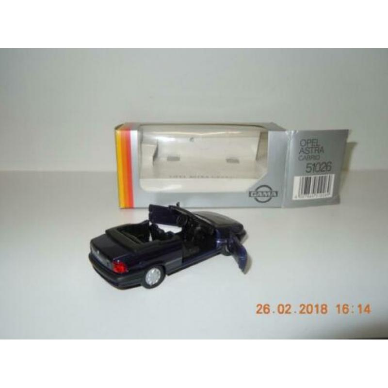 Opel Astra cabriolet. Model van het merk gama. Model nieuw.