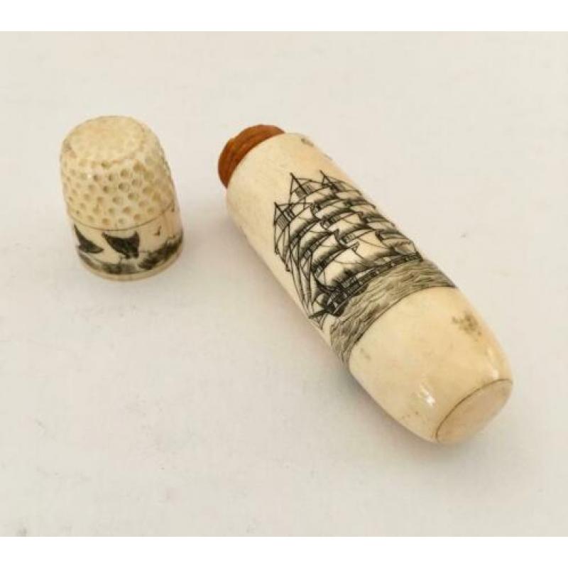 Naaldenkoker met vingerhoed - scrimshaw