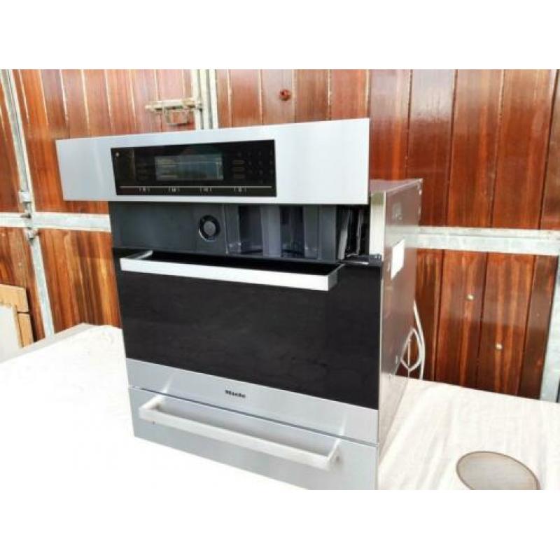 3 jaar garantie Miele combi stoomoven DGC5085XL servieslade