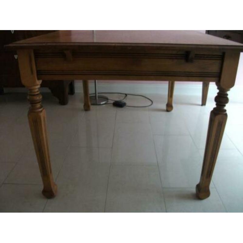 licht eiken tafel