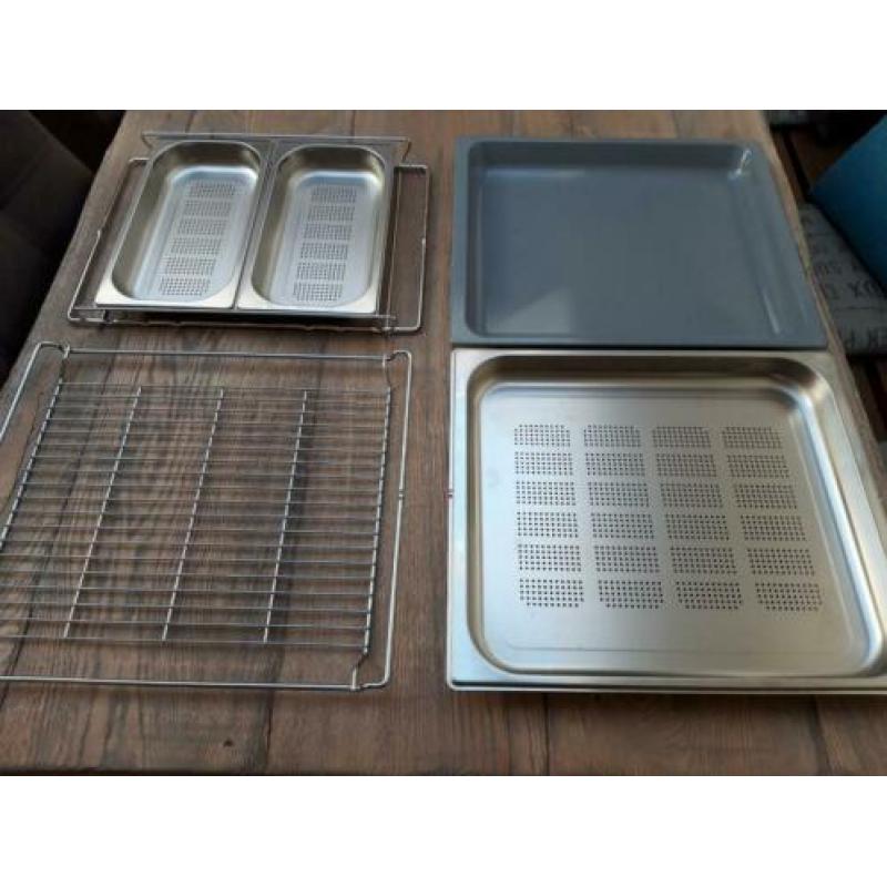 3 jaar garantie Miele combi stoomoven DGC5085XL servieslade