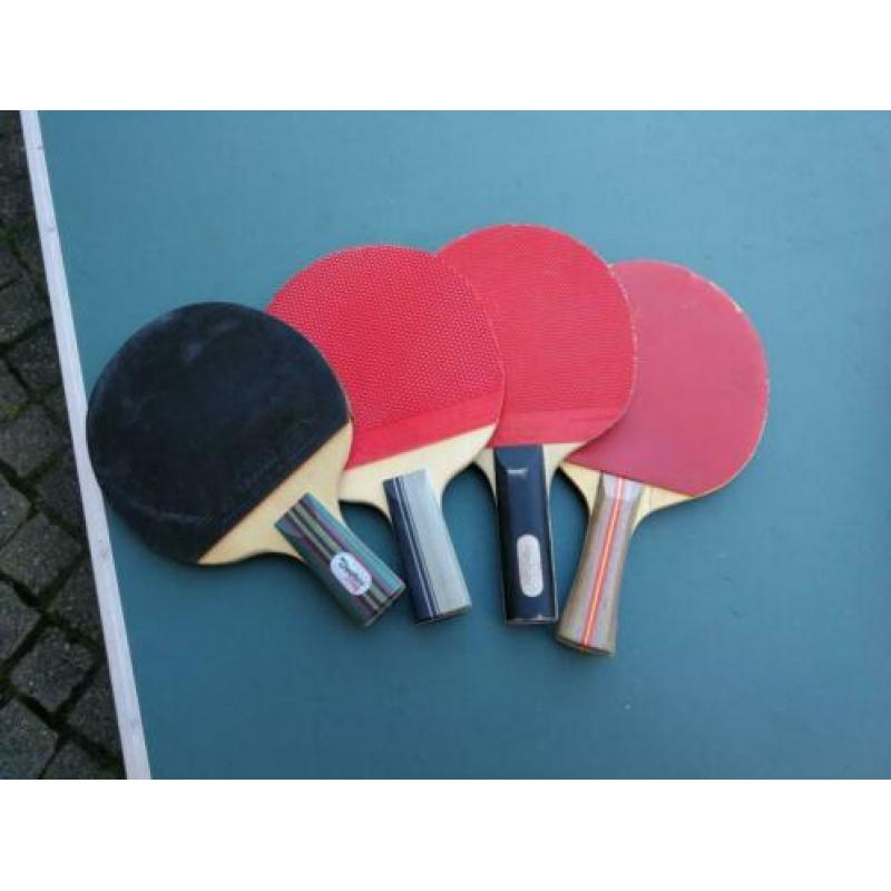 Tafeltennistafel + batjes