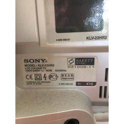 KleurenTV Sony 57cm . Opvallend design . Bieden vanaf €35