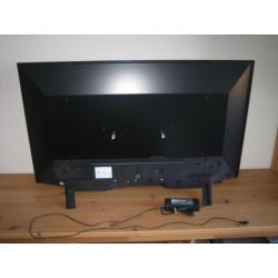 TE KOOP! Een Sony TV LCD scherm met LED licht