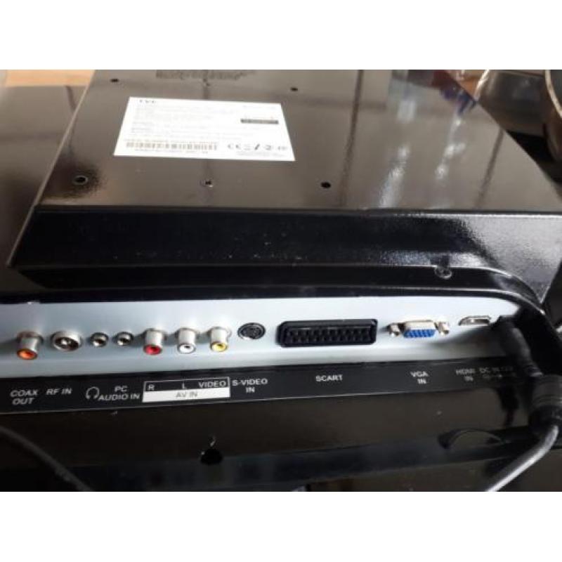 Tv met ingebouwde dvd speler.