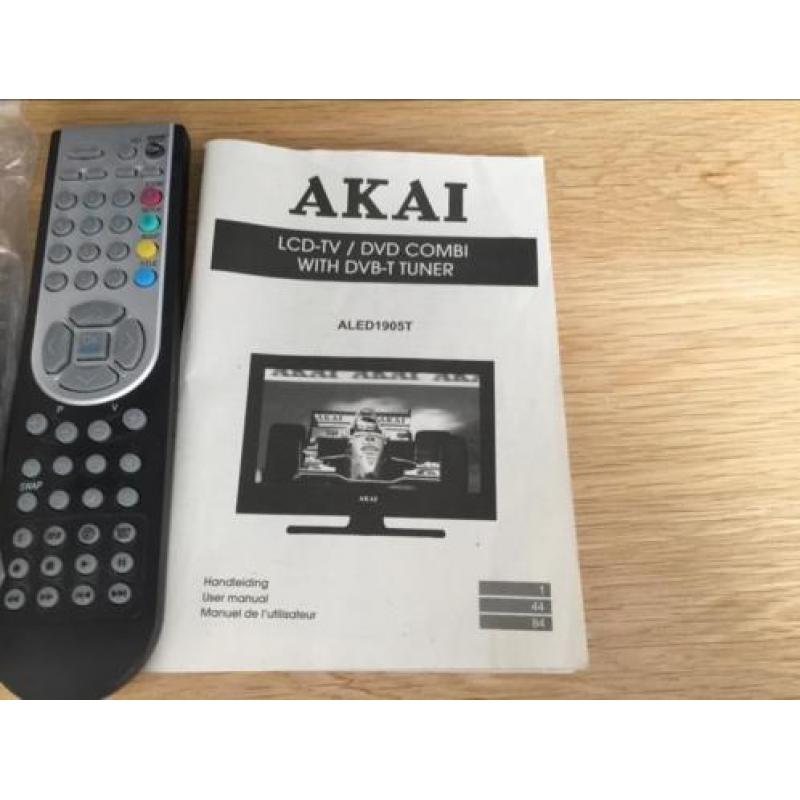 Akai 19 TV zowel 220V als 12V