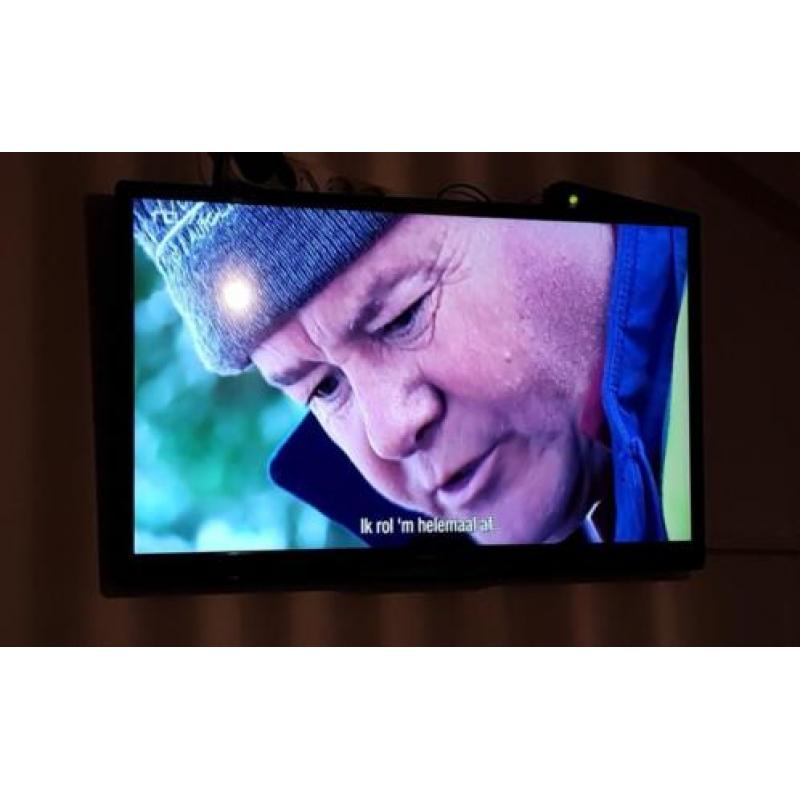 82 cm TV