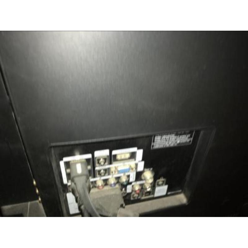 Samsung tv 104x64 cm
