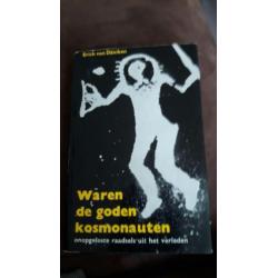 Erich von daniken 3 boeken