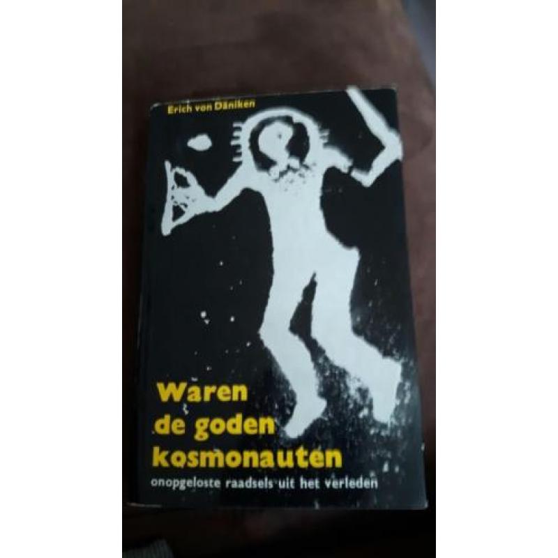 Erich von daniken 3 boeken