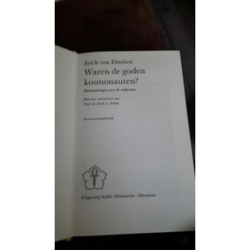 Erich von daniken 3 boeken