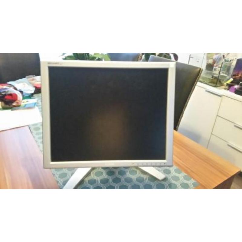Computer monitors 7 stuks Philips.Iiyama.Dell.Acer.Hp