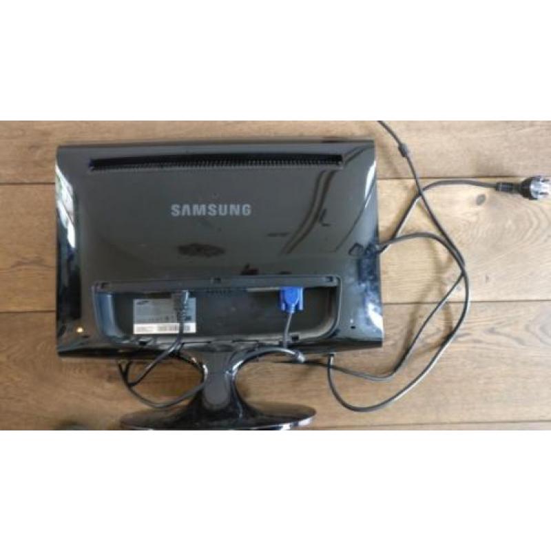 Samsung syncmaster T200