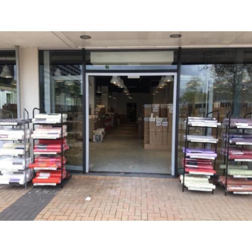De Grootste Behang Outlet van Nederland 100.000 rol voorraad